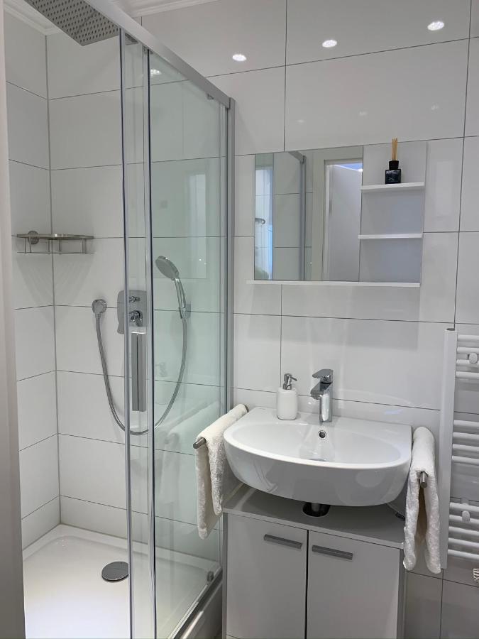 Prime Host Charme Apartment Karlsruhe Exteriör bild